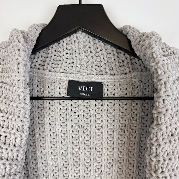NWOT VICI Thick Chenille Open Cardigan Sweater Gray Soft - Size S - Picture 3 of 8